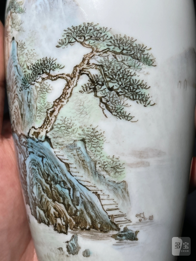 70年代 薄胎粉彩山水纹瓶一对 - 图8
